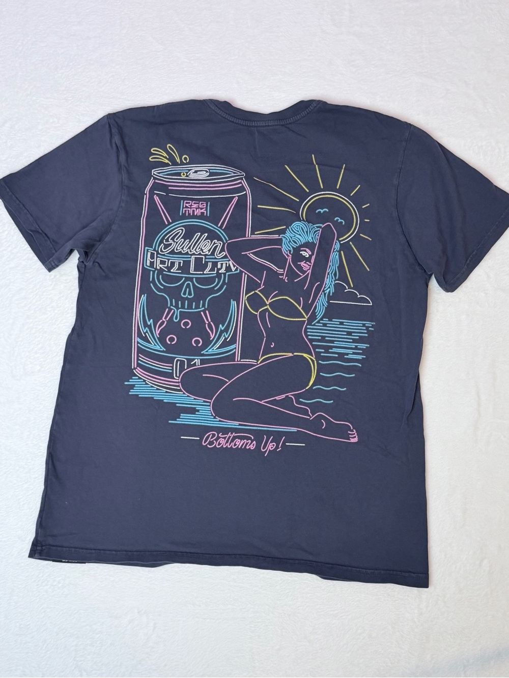 Black‎ Graphic Crewneck Tee